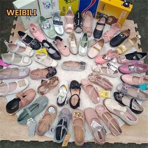 <span class=keywords><strong>Gina</strong></span> all'ingrosso usato balle di alta qualità di scarpe di marca di seconda mano in massa stili misti per le donne e gli uomini abbigliamento Stock - Product Image 4