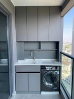 Armoire murale complète bicolore grise en composite pour balcon et chambre, avec rangement supérieur et miroir