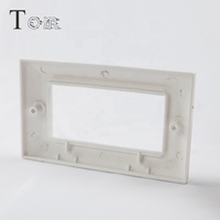 Placa frontal para cableado de red, TOM-FP-UK-05, 147x86mm, 4 puertos, tipo UK