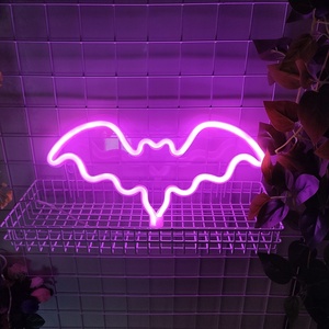 Bâton lumineux LED néon 10 pouces, motif chauve-souris violette, pour Halloween, jouet pour enfants, décoration de fête fantaisie, idéal pour la fête de la Toussaint - Vente chaude - Product Image 4
