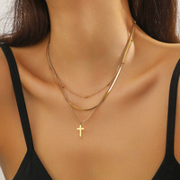 Collier en gros multi-couches plaqué or 18 carats avec croix Ankh, pendentif croix en acier inoxydable à 3 couches pour femme