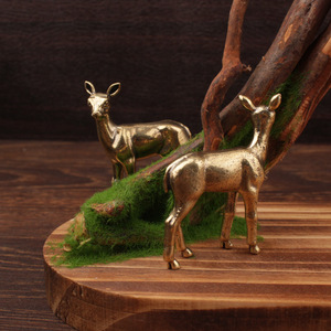 Figuras de Ciervos de Latón, Escultura de Animales de Latón Sólido, Decoración de Mesa para el Hogar, Regalo de Inauguración de Casa - Product Image 2