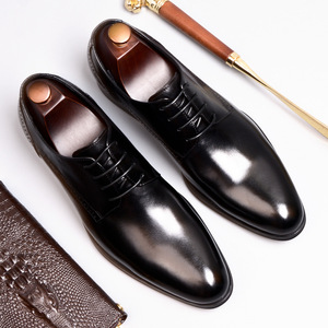 Chaussures pour hommes en cuir véritable faites à la main de haute qualité, chaussures décontractées élégantes pour hommes, chaussures habillées de style Oxford pour hommes - Product Image 1
