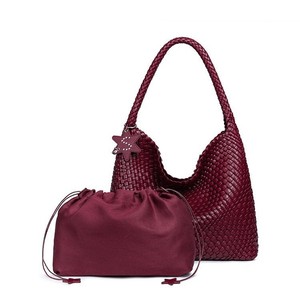 Ensemble <span class=keywords><strong>sac</strong></span> à bandoulière besace en <span class=keywords><strong>cuir</strong></span> PU métallique tissé scintillant de grande capacité fermeture magnétique pochette à cordon détachable - Product Image 3