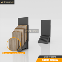 Présentoir vertical sur pied personnalisé pour carreaux de sol en bois, dalles de pierre, pour salle d'exposition et magasin