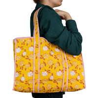 Tas Pantai Wanita Ukuran Besar Grosir, Ringan, Tanpa Ritsleting, Motif Bunga, Cocok untuk Musim Panas, Semi, Gugur, Tas Selempang Quilting