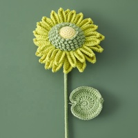 Handgefertigter Häkel-Sonnenblumenstrauß mit 28 Blütenblättern, doppellagiger Häkelblumenstrauß, Geschenk für Absolventen, Lehrer, Muttertagsgeschenk