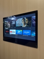 WiseMirror Espejo LED Inteligente Android Todo en Uno con TV, Pantalla Full HD de 31.5 Pulgadas y 1080p, Interfaz LAN, Color Plata/Gris, para Uso en Baños de Hoteles