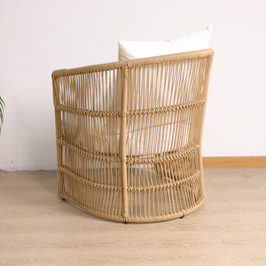 كرسي فندقي فاخر من الخيزران للاستخدام الخارجي، مجموعة كراسي استرخاء متينة مقاومة للماء من الراتان، أثاث حدائق - Product Image 6