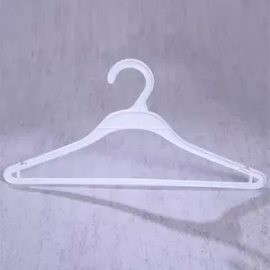 Одноразовая вешалка для одежды