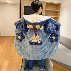 Set <span class=keywords><strong>Pigiama</strong></span> per Ragazze - <span class=keywords><strong>Pigiama</strong></span> Lungo con Fodera <span class=keywords><strong>in</strong></span> <span class=keywords><strong>Pile</strong></span>, Giacca <span class=keywords><strong>in</strong></span> <span class=keywords><strong>Pile</strong></span> Corallo con Cappuccio, Set da Bagno - Product Image 6