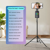 Estabilizador de Gimbal con Seguimiento Facial Automático por IA, Rotación de 360°, Control por Gestos con Luz RGB para Smartphones, Videos en Vivo y Vlogs