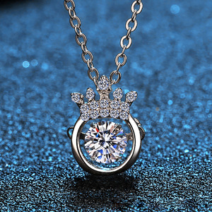 Collana con Croce in Moissanite OUGEPHELI, Argento Sterling 925 Placcato, Cuore Dinamico Pulsante - Product Image 2