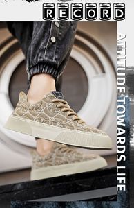 2025 nuove <span class=keywords><strong>scarpe</strong></span> estive alla moda da uomo con suola spessa stampate basse e Casual in tela da passeggio vivace in stile vecchio denaro - Product Image 4