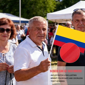 Petite <span class=keywords><strong>drapeau</strong></span> de la Colombie à agiter à la main 14x21cm, couleurs vives, mini drapeaux en polyester sur bâton pour les défilés du Jour de l'Indépendance - Product Image 5