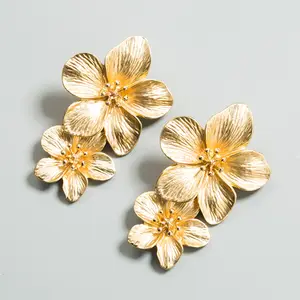 SUXUAN Factory Hawaiian Jewelry Wholesale Fashion Abalone Gold Metal Flower OEM Earrings Summer Jewelry