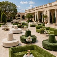 Ensemble complet de mobilier événementiel : Solution de sourcing unique pour canapés de luxe pour mariages, événements intérieurs et extérieurs, hôtels et banquets (à louer)