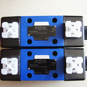 Équipement électrique proportionnel R901333721 4WRSE10Q2-50-3X/G24K0/F1V - Product Image 3