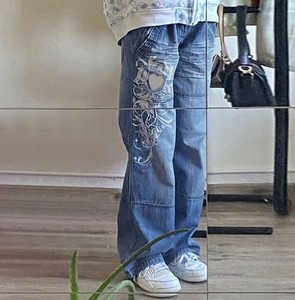 Ropa de mujer de tendencia personalizada de fábrica, pantalones vaqueros Street Boy Friend para mujer, pantalones cortos vaqueros para hombre holgados con alta calidad - Product Image 4