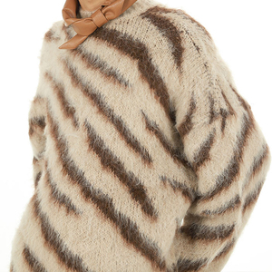 Custom Design Zebra Stripe addensato morbido girocollo Mohair uomo <span class=keywords><strong>maglione</strong></span> Jacquard Mohair <span class=keywords><strong>maglione</strong></span> uomo - Product Image 5