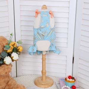 Robe florale pour animaux de compagnie, bleu clair, polyester, printemps-été, petite taille, protection solaire, jupe fine et romantique - Product Image 3