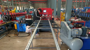 Hochwertige Solarpanel-Federbein kanal maschinen Uni strut <span class=keywords><strong>C</strong></span>-Kanal-Photovoltaik-Stütz walzen form maschine - Product Image 5