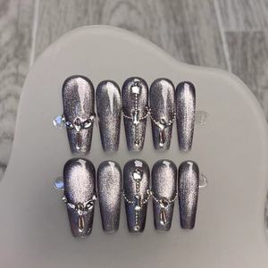 ลดราคา! ชุดเล็บปลอม 10 ชิ้น ตกแต่งเล็บลายบัลเลริน่าทรงโลงศพ ประดับเพชร งานแฮนด์เมด กดติดง่าย - Product Image 3