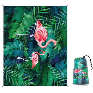 Tappetino da Spiaggia 140*200cm Piccolo e Portatile per Picnic all'Aperto <span class=keywords><strong>Campeggio</strong></span> Tappeto da Prato Impermeabile e Resistente all'Umidità - Product Image 5