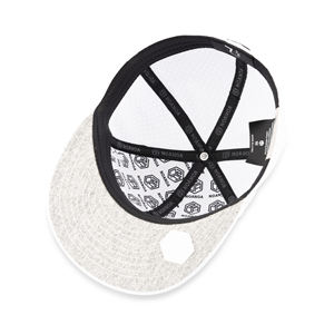 Casquette de sport ajustée et imperméable TCAP personnalisable avec technique de perforation au laser résistante à l'eau - Product Image 5