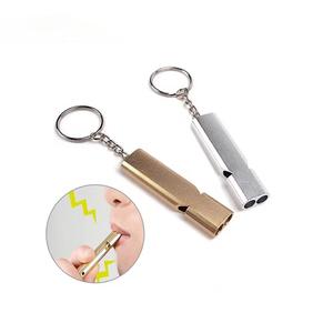 พวงกุญแจนกหวีดโลหะขนาดเล็กพร้อมโลโก้สั่งทำ ของขวัญสำหรับงานปาร์ตี้ และนกหวีดความถี่สูงแบบสองท่อ - Product Image 4