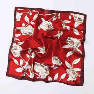 Fashion Luxury Custom Logo Brand Promotional Gifts Square Scarf Satin Neck Tie Female Hair Headscarf <b>Shawl</b> <b>Wrap</b> for Women - Product Image 5
