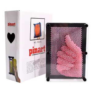 YH Trend produkte 3d Pin Art Brettspiel Spielzeug, bunte Kunststoff platte Impression Hand Mold 3d Pin Art Board Spielzeug