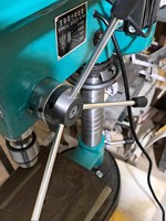 Perceuse à colonne industrielle de haute précision Z516 550W 380V pour le perçage, le taraudage et le fraisage du métal et du bois