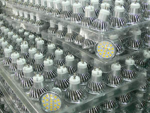 <span class=keywords><strong>Adaptateur</strong></span> de douille de lampe LED <span class=keywords><strong>B22</strong></span> à <span class=keywords><strong>E27</strong></span> Base à vis PBT plastique anti-feu - Product Image 6