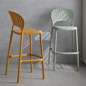 Tabourets <span class=keywords><strong>de</strong></span> <span class=keywords><strong>bar</strong></span> en plastique d'extérieur <span class=keywords><strong>scandinave</strong></span>, robustes, empilables, chaises <span class=keywords><strong>de</strong></span> <span class=keywords><strong>bar</strong></span> hautes pour restaurant, avec différentes couleurs - Product Image 4