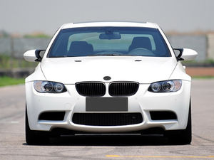 Kit Carrozzeria per <span class=keywords><strong>BMW</strong></span> <span class=keywords><strong>Serie</strong></span> <span class=keywords><strong>3</strong></span> E92 Coupé Aggiornamento a Stile M3 con Paraurti Anteriore Minigonne Laterali e Griglia - Product Image 2