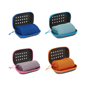 Nueva Toalla de Gimnasio Plegable de 90x30cm, Secado Rápido, Microfibra Suave, Diseño Deportivo, Estuche Portátil con Cierre - Product Image 4