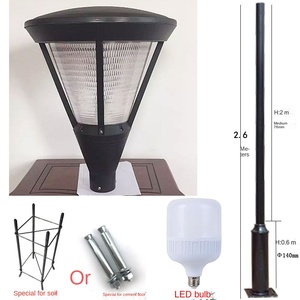 Lampadaire de jardin extérieur en fer avec abat-jour en verre LED, lumière blanc chaud 2700K, IP66, ampoule A19, alimentation solaire, hauteur 2,6 m, détecteur de mouvement, garantie 10 ans - Product Image 6