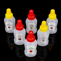 Distributeur de ketchup en plastique de taille de voyage de 25ml Nouveau produit Petite bouteille de sauce à presser avec bouchon verseur pour mayonnaise et moutarde