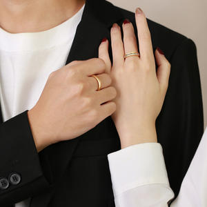 की सालगिरह उपहार 18K सोना मढ़वाया 316l स्टेनलेस स्टील पूर्ण हीरा वादा जोड़ों अंगूठी - Product Image 3