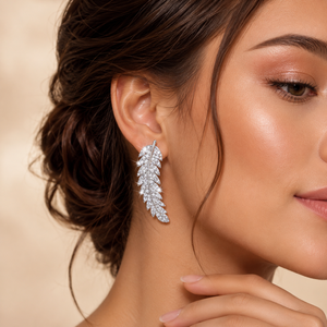 Orecchini a Perno a Forma di Foglia per Donne, Brillanti Orecchini Botanici, Gioielli di Moda per Uso Quotidiano - Product Image 3