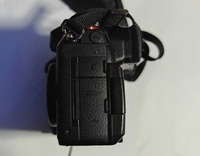 Appareil photo numérique 4K d'occasion LUMIX GH5S avec capteur CMOS Four Thirds, monture d'objectif Micro Four Thirds, connectivité sans fil intégrée et résistant aux intempéries