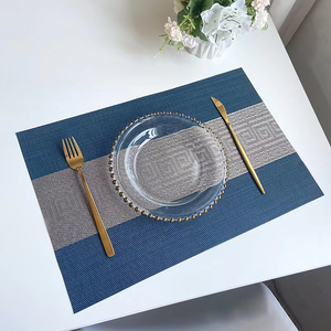 Nouvelle Offre : Napperons Rectangulaires en PVC Durable pour Table de Cuisine – Antidérapants, Lavables, en Vinyle Tressé, Idéaux pour la Décoration de Salle à Manger et d'Hôtel - Product Image 3