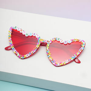 نظارات شمسية نسائية لؤلؤ عبر الحدود على شكل قلب ، نظارات شمسية مستقطبة للحماية من UV380 ، عدسات مستقطبة لحفلات الزفاف - Product Image 2