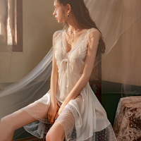 Lingerie Seksi Bahan Lembut Halus dengan Renda, Pakaian Tidur