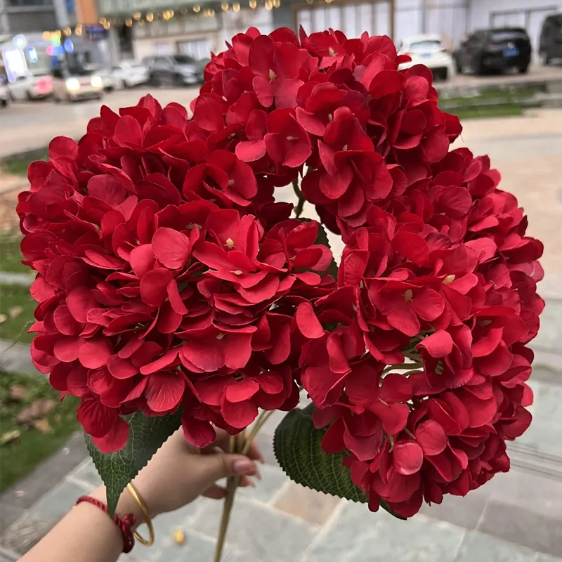 Venta al por mayor de flores de Hortensia de imitación de alta calidad decoración a granel blanco Real Touch látex seda Hortensia flor artificial para boda