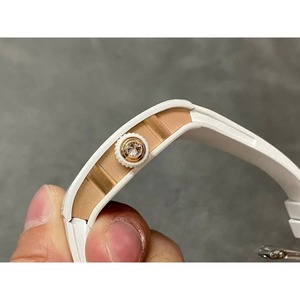 Reloj Mecánico Automático Ultra Elegante con Esfera Blanca de Cerámica y Diamantes, Caja Tonneau, Correa de Goma, Estilo Antiguo, Unisex, para Uso Diario, Casual y de Negocios - Product Image 4