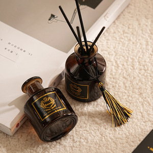 Diffusore di fragranze per camera da letto con <span class=keywords><strong>bastoncini</strong></span>, contenitore piccolo marrone a forma di pancia, decorazione con nappe, all'ingrosso dalla fabbrica - Product Image 1