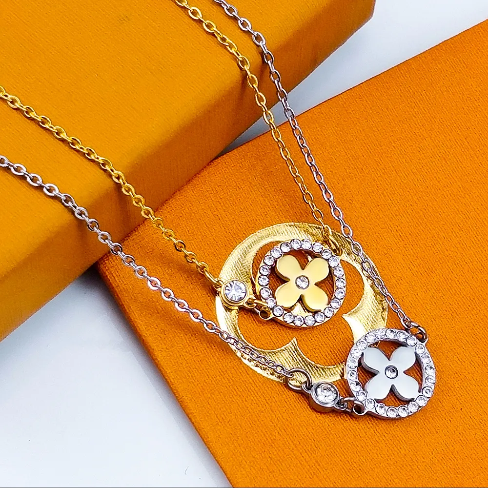 2022 the new necklace female light luxury niche high-level design diamond necklace