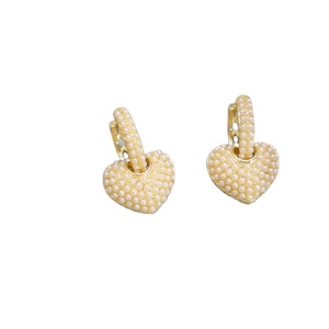 ROXI Delicados Pendientes de Plata S925 con Perlas de Agua Dulce, Perlas Barrocas en Forma de Corazón - Product Image 1